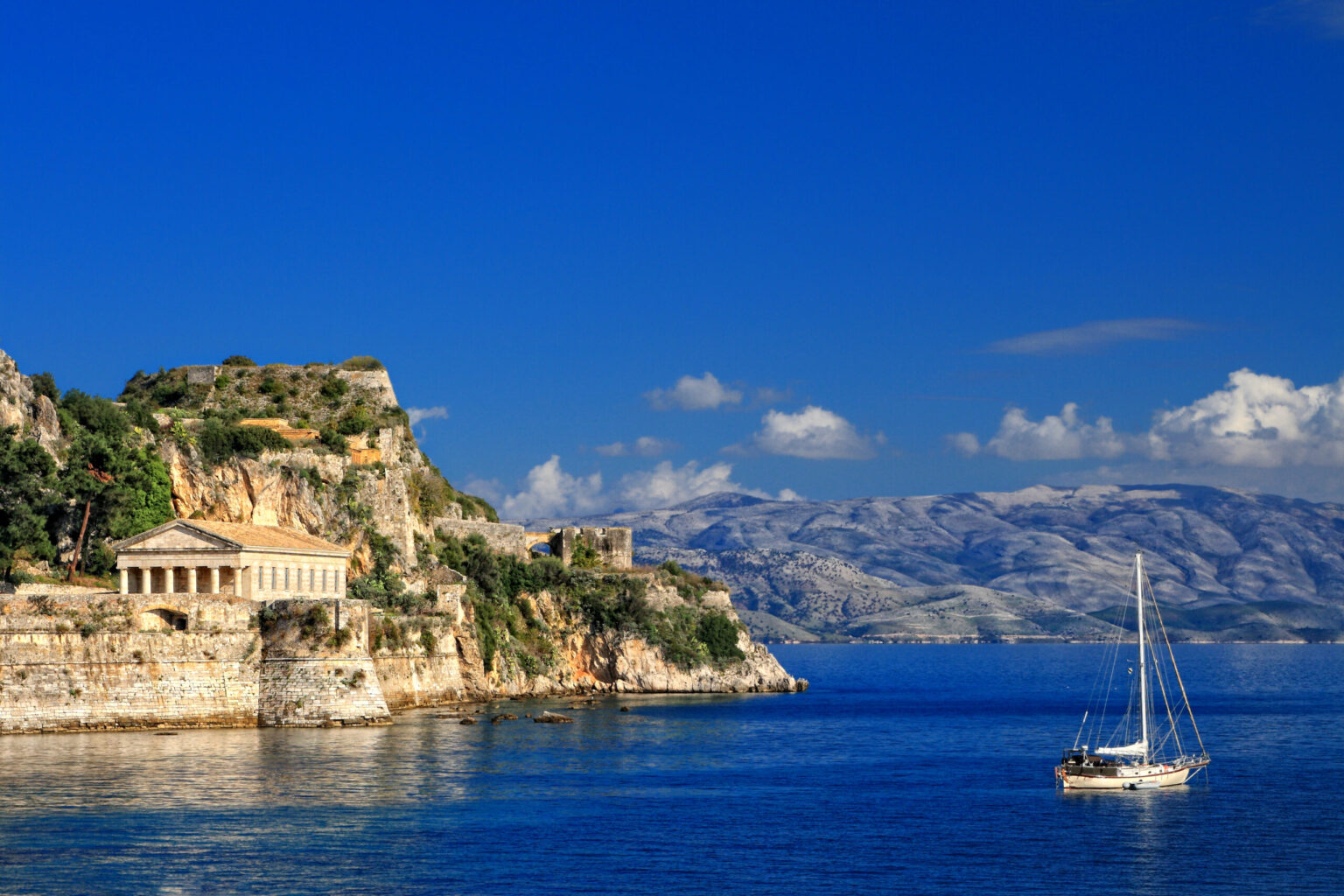 04.-CORFU-OLD-FORTRESS-scaled